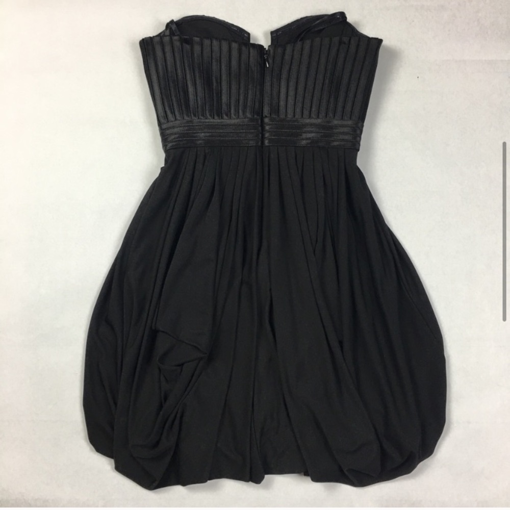 🌟NWT! BCBGMaxAzria Strapless Dress - Picture 4 of 10